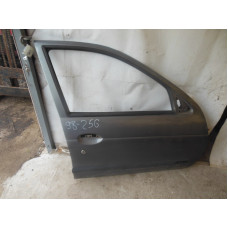  Дверь передняя правая к  Renault  Megane,  1999