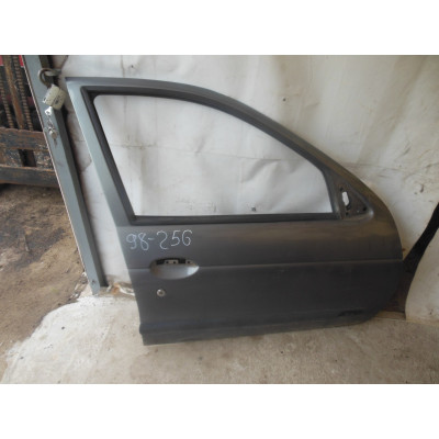  Дверь передняя правая к  Renault  Megane,  1999