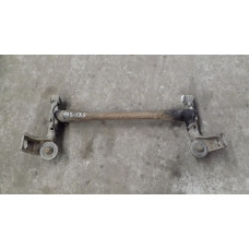  Балка подвески задняя к  Opel  Zafira,  2000