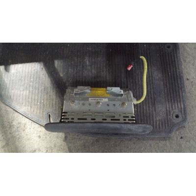 Подушка безопасности пассажира к  Mitsubishi  Colt,  1998