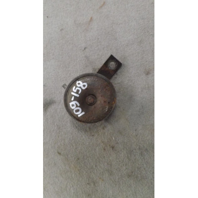  Сигнал (клаксон) к  Nissan  Primera,  1997