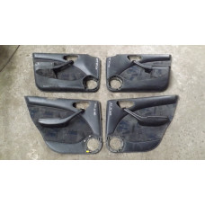  Обшивка двери (дверная карта) комплект к  Citroen  Xsara,  1998