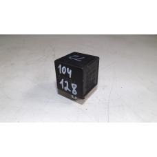  Реле (прочие) к  Volkswagen  Golf,  1994