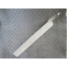  Накладка на порог к  Mitsubishi  Galant,  1998