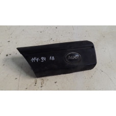  Молдинг крыла переднего левого к  Audi  100,  1988