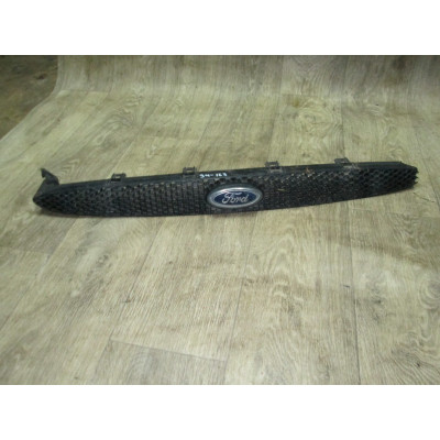 Решетка радиатора к  Ford  Escort,  1998