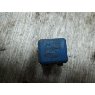  Реле (прочие) к  Nissan  Sunny,  1993