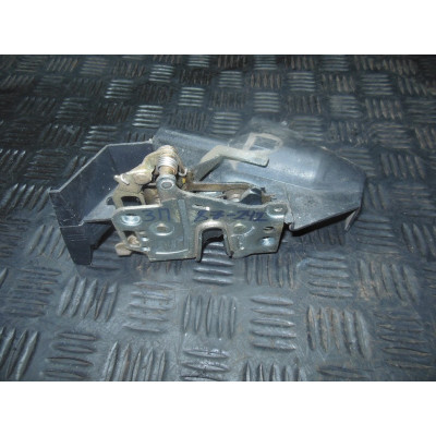  Замок двери задней правой к  Mercedes  E W210,  2001