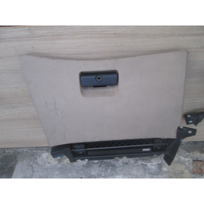  Бардачок к  BMW  3 E46,  1998