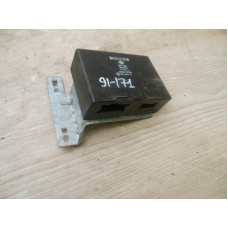  Блок управления центральным замком к  Nissan  Primera,  1998