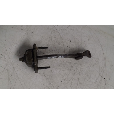  Ограничитель открывания двери передней к  Ford  Escort,  1998