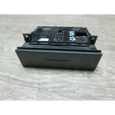  Пепельница к  Porsche  Cayenne,  2008