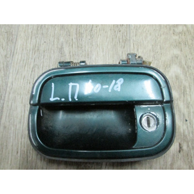  Ручка наружная передняя левая к  Mitsubishi  Space Wagon,  1996