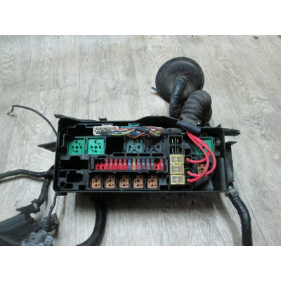  Блок предохранителей к  Ford  Fiesta,  1999