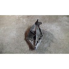  Кронштейн КПП к  Renault  Laguna,  1997