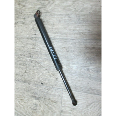  Амортизатор крышки багажника (3-5 двери) к  BMW  7 E38,  1999