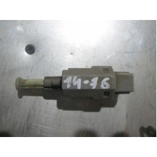  Датчик заднего хода (лягушка) к  Mazda  323,  1997