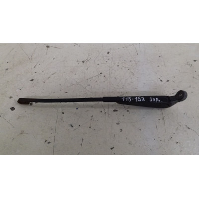  Щеткодержатель задний к  Opel  Astra,  1996