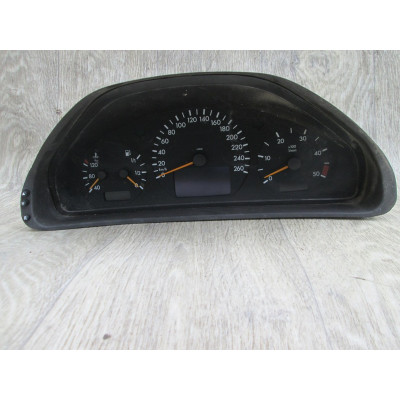  Щиток приборов (приборная панель) к  Mercedes  E W210,  2001
