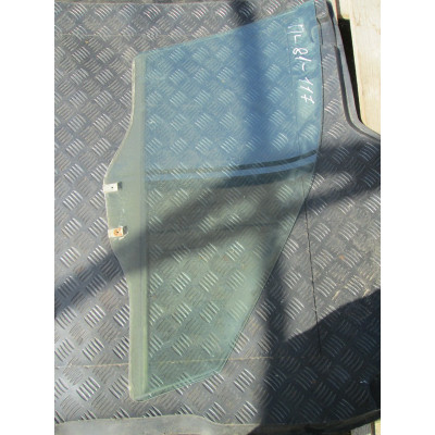  Стекло двери передней левой к  Mitsubishi  Galant,  1998