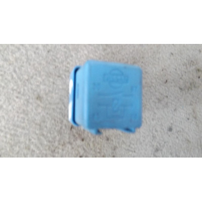  Реле (прочие) к  Nissan  Primera,  1997