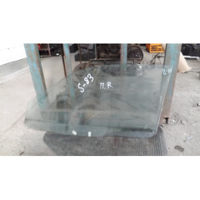  Стекло двери передней правой к  Mitsubishi  Colt,  1998