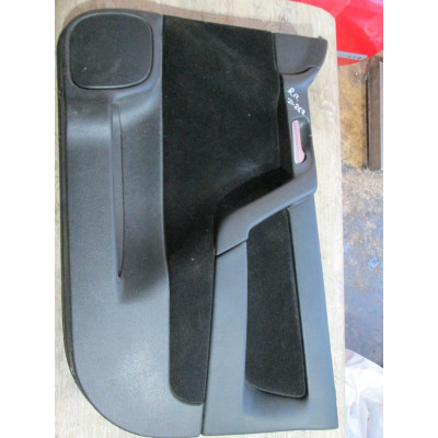  Обшивка двери передней правой (дверная карта) к  Opel  Astra,  2000