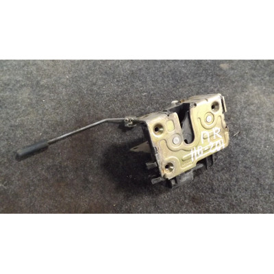  Замок двери передней правой к  Renault  Megane,  1998