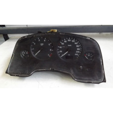  Щиток приборов (приборная панель) к  Opel  Zafira,  2000