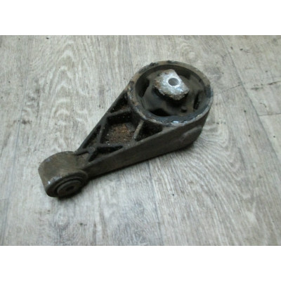  Кронштейн КПП к  Daewoo  Nubira,  1998