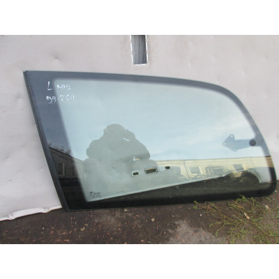  Стекло кузовное боковое левое к  Ford  Galaxy,  1996