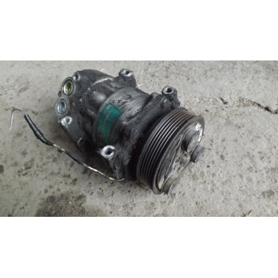  Компрессор кондиционера к  Renault  Laguna,  1997