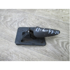  Ручка внутренняя передняя левая к  Opel  Omega,  1998