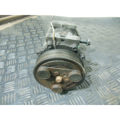  Компрессор кондиционера к  Renault  Laguna,  1998