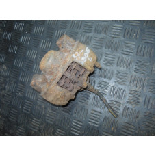  Суппорт задний левый к  Mercedes  E W210,  2001