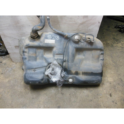  Бак топливный к  Ford  Mondeo,  1995