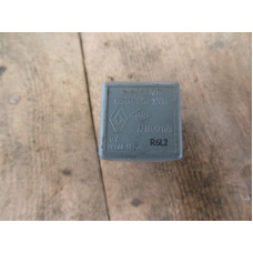  Реле (прочие) к  Renault  Laguna,  1999