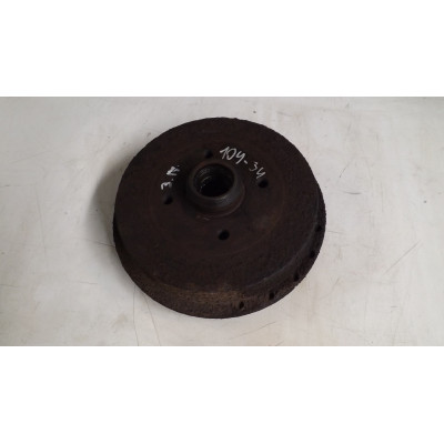  Барабан тормозной к  Volkswagen  Golf,  1994