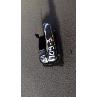  Ручка внутренняя передняя левая к  Nissan  Primera,  1997