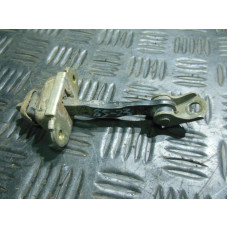  Ограничитель открывания двери к  Nissan  Primera,  2001