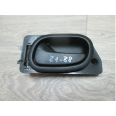  Ручка внутренняя передняя левая к  Renault  Laguna,  1997