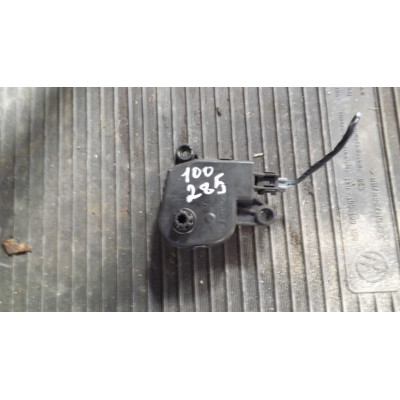  Моторчик заслонки печки к  Dodge  Grand Caravan,  2002