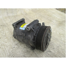  Компрессор кондиционера к  Renault  Laguna,  2005