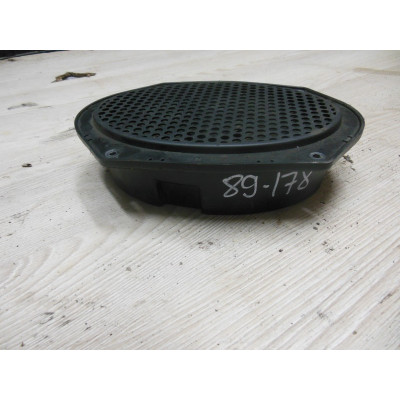  Динамик к  Ford  Mondeo,  1995