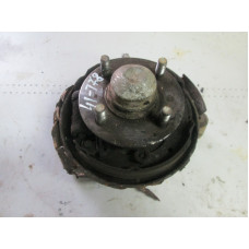  Кулак задний правый к  Nissan  Sunny,  1993