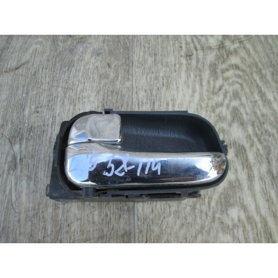  Ручка внутренняя задняя левая к  Nissan  Primera,  1999