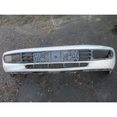  Бампер передний к  Mitsubishi  Space Wagon,  1996