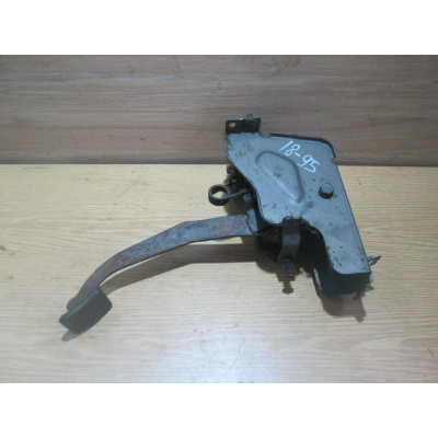  Педаль сцепления к  Daewoo  Nubira,  1997