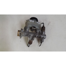  Цилиндр тормозной главный к  Nissan  Sunny,  1993