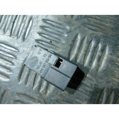  Реле (прочие) к  Nissan  Primera,  2001